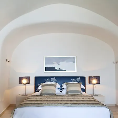 Adamant (adults Only) 4* Fira (Santorini)